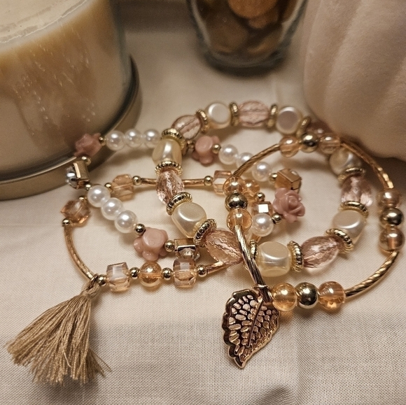Jewelry - Bracelet